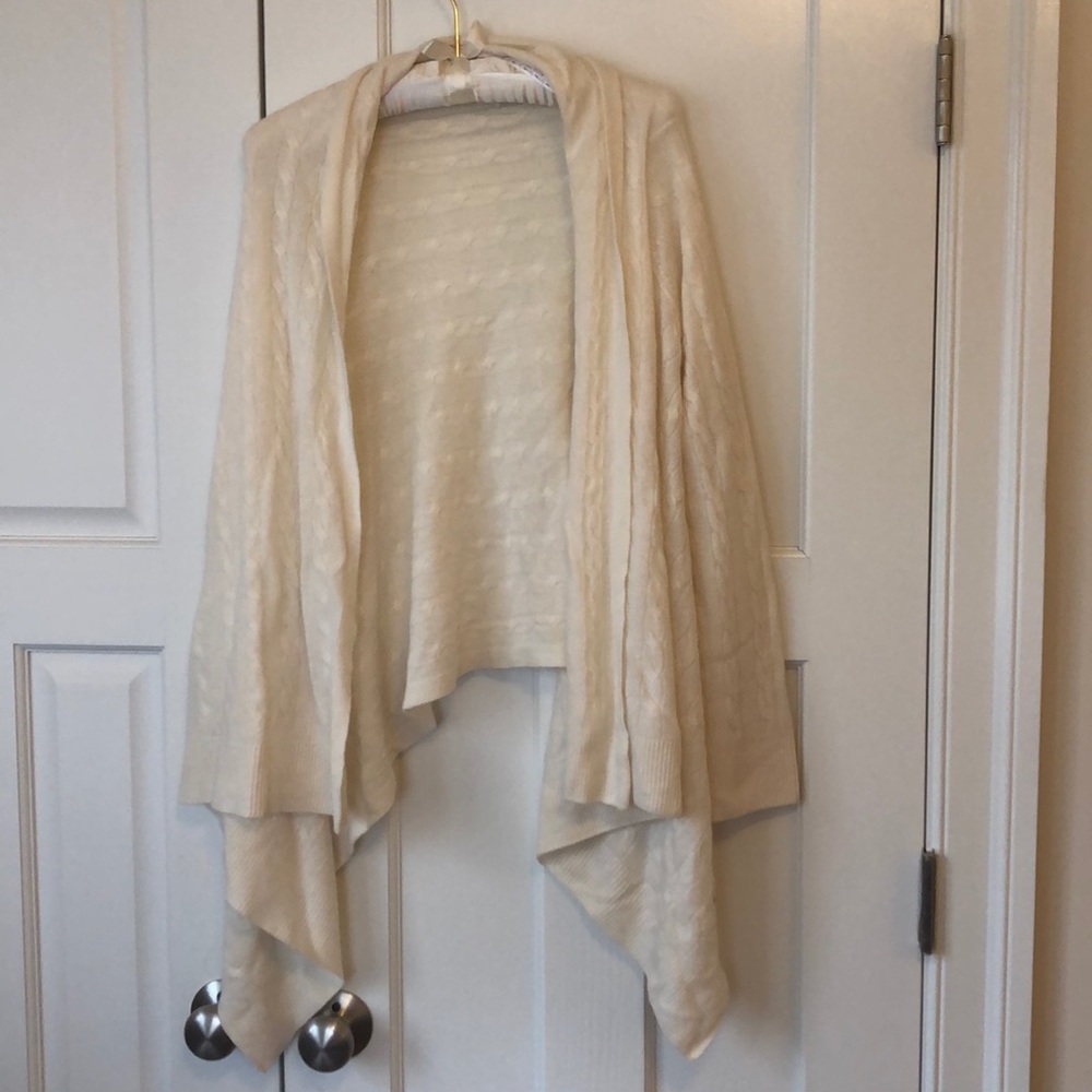 Cashmere cream-color wrap -Small/Medium